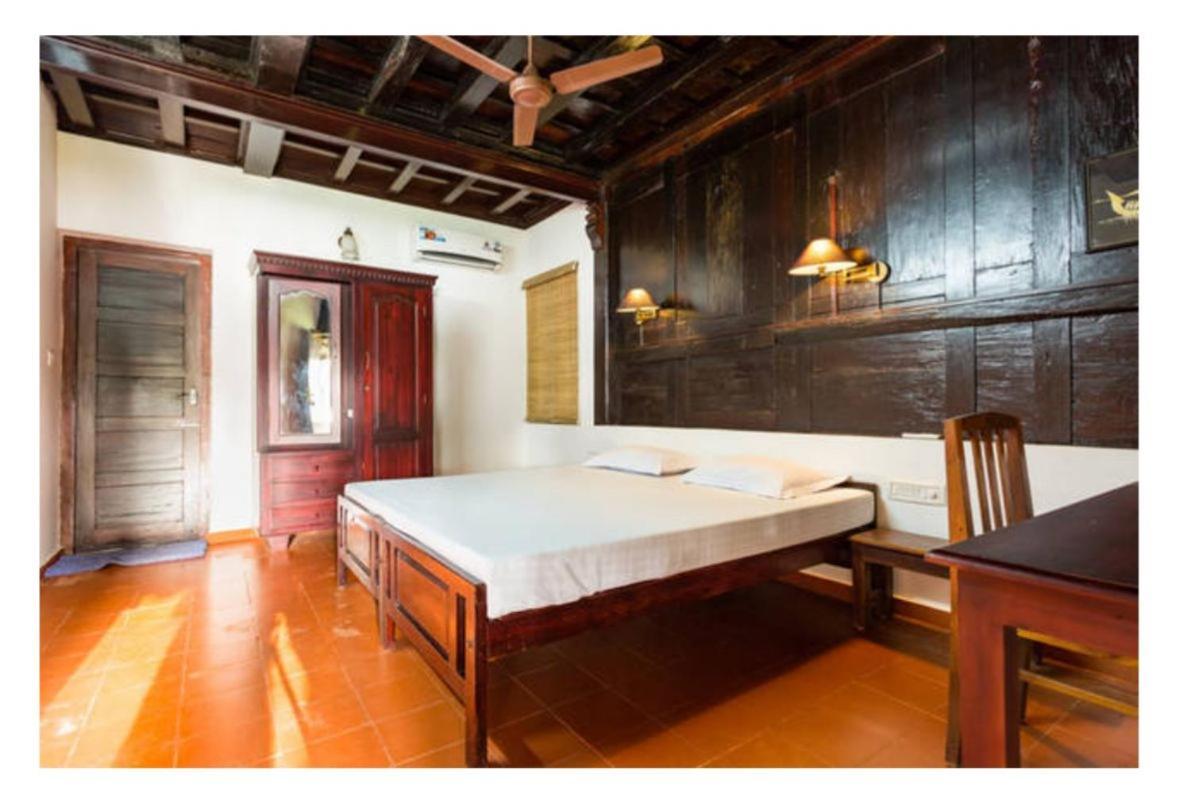 The Pamba Heritage Villa Champakulam Экстерьер фото