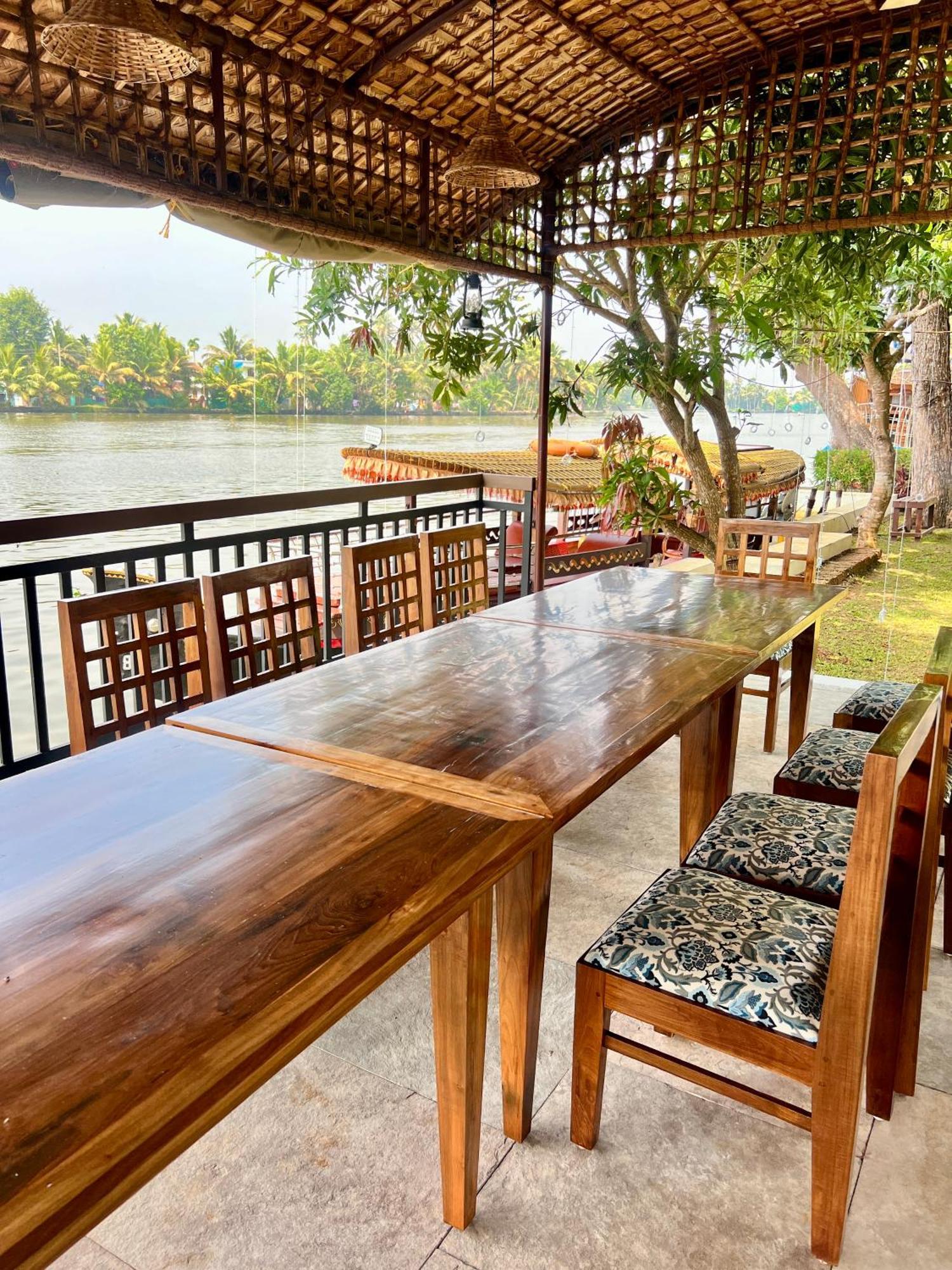 The Pamba Heritage Villa Champakulam Экстерьер фото
